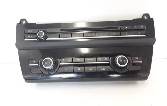 BMW 5 F10 F11 Air conditioner control unit module 6824206