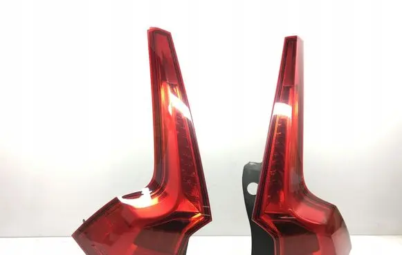 Volvo S90, V90 Rear/tail lights 31371829