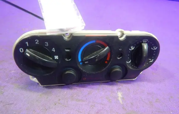 Ford Fiesta Interior fan control switch 2S6H18549BD