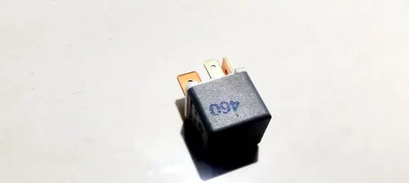 Volkswagen PASSAT B3 Other relay 191937503