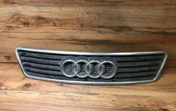 Audi A6 S6 C5 4B Front grill
