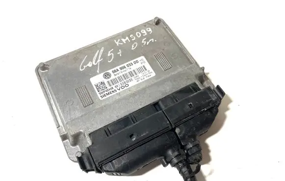 Volkswagen Golf Plus Engine control unit/module 06A906033DD