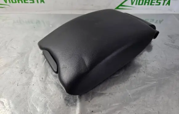 Volvo XC60 Armrest 
