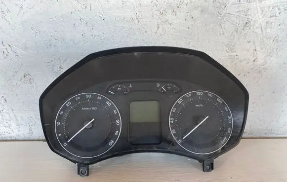 Skoda Octavia Mk2 (1Z) Speedometer (instrument cluster) 1Z0920822D V1610056 SKZ7Z0H4948006