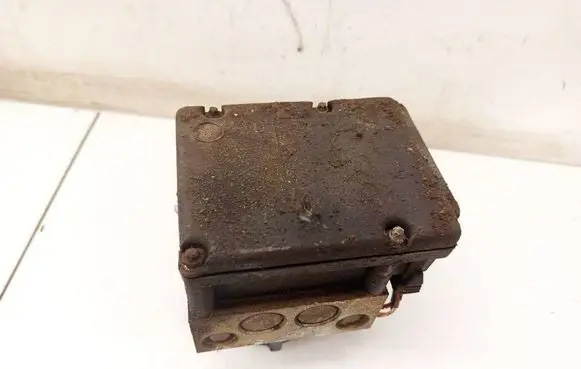 Volkswagen PASSAT B4 ABS Pump 10020400174