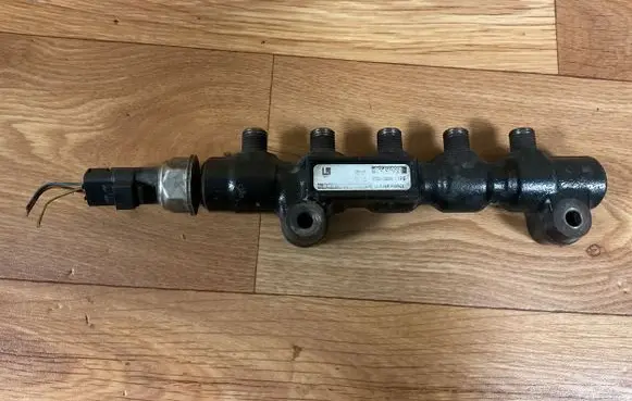 Peugeot 308 Fuel main line pipe 9654592680