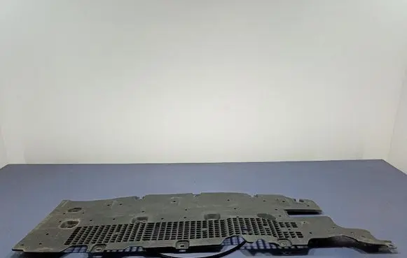 Renault Megane I Front underbody cover/under tray 748141396R
