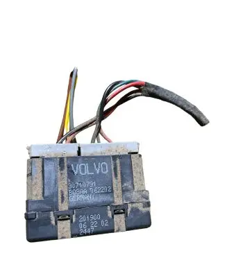 Volvo V50 Seat heating relay 30710791