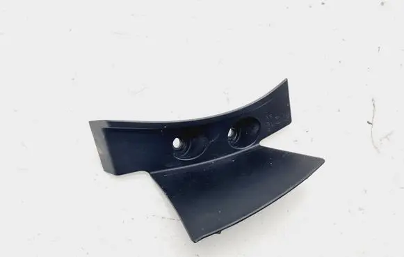 Renault Clio IV Rear/tail light trim molding 