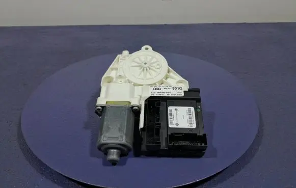 Audi A3 S3 A3 Sportback 8P Front door window regulator with motor 8P0959801Q