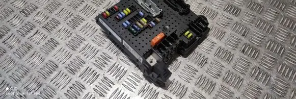 Volvo XC60 Fuse module 30728512