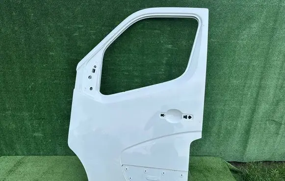 Renault Master III Door (2 Door Coupe) 801530014R