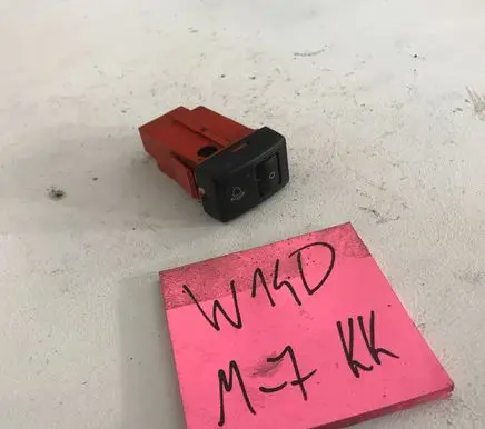 Mazda 626 Other switches/knobs/shifts 1212123