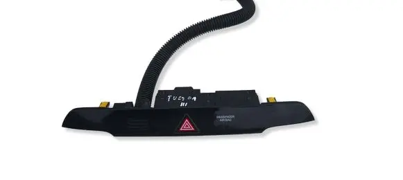 Hyundai Tucson TL Hazard light switch 93700D7800