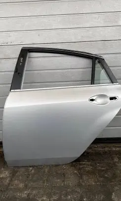 Mazda 6 Rear door