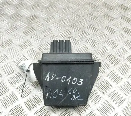 Vacuum air tank