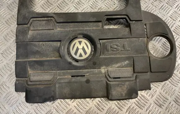 Volkswagen PASSAT B7 Engine cover (trim) 03C103925AR 03C103925BR 03C103925AS