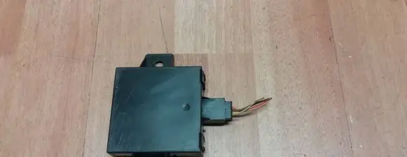 Volkswagen Touran I Alarm control unit/module 1K0907719C