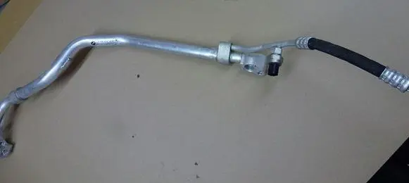 BMW X4 G02 Air conditioning (A/C) pipe/hose 9484073T