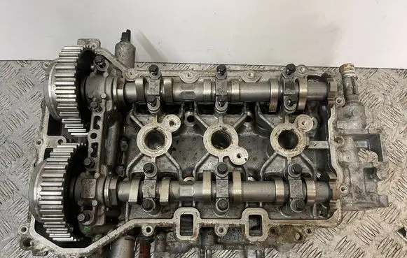 Citroen C4 Cactus Engine head 9671871510