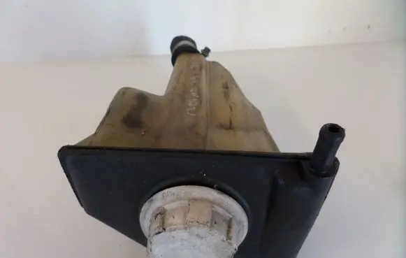 Mitsubishi Carisma Coolant expansion tank/reservoir 30804963