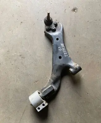 Opel Antara Front lower control arm/wishbone 96819161