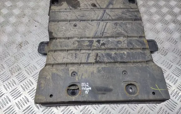 Skoda Octavia Mk3 (5E) Other under body part 5Q0825229C