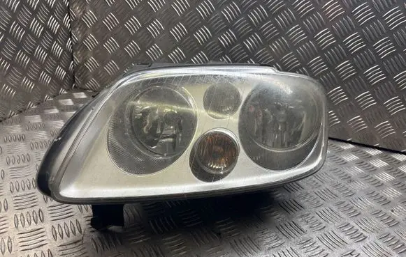 Volkswagen Touran I Headlight/headlamp 0301205202