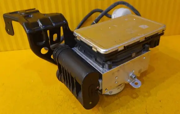 Mercedes-Benz C W206 Air suspension control unit module (rear) A2069013202