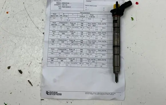 Audi A4 S4 B7 8E 8H Fuel injector 0986435358