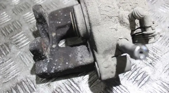 Renault Laguna III Rear brake caliper
