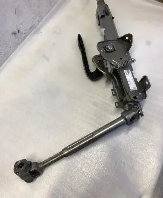 Volkswagen Touran III Steering wheel axle set 5q1419512g