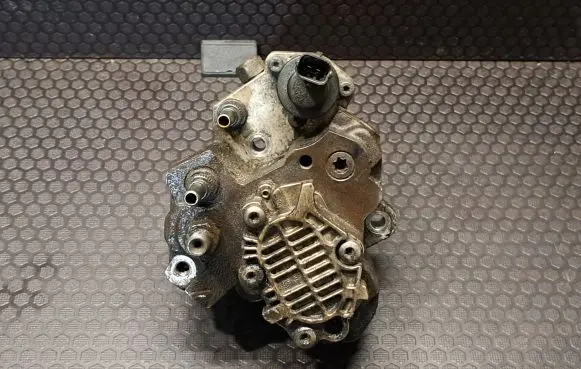 Renault Espace - Grand espace IV Fuel injection high pressure pump 0445010033 8200170377
