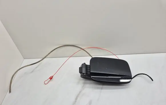 Audi Q3 8U Fuel tank cap 8U0809906 8U0809907 4L0862153C