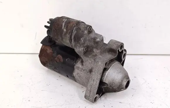 Nissan Juke I F15 Starter motor 41286