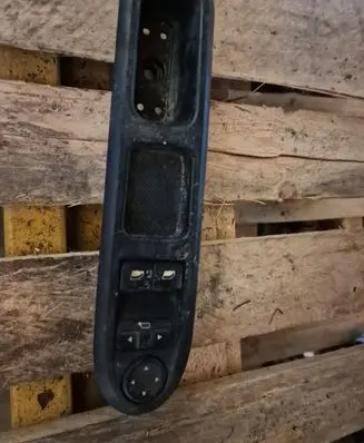 Peugeot 407 Electric window control switch 53269706