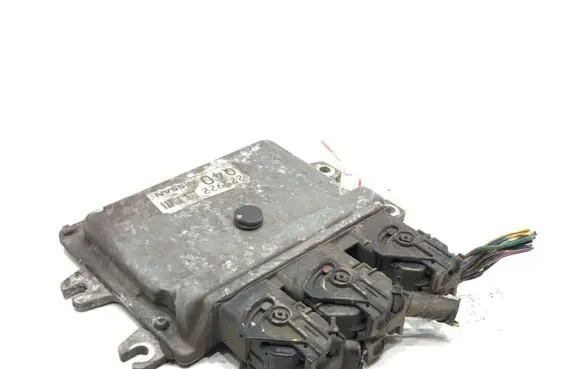 Nissan Juke I F15 Engine control unit/module ECU MEC940-390