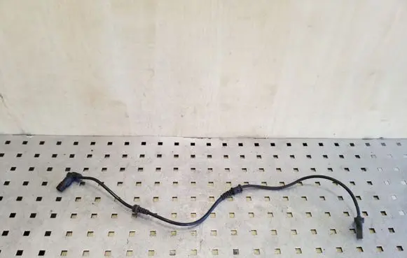 Mercedes-Benz A W169 ABS brake wheel speed sensor A1695401117