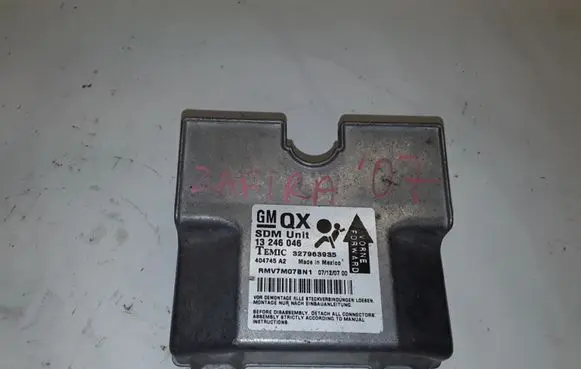 Opel Zafira B Airbag control unit/module 13246046 327963935 404745A2
