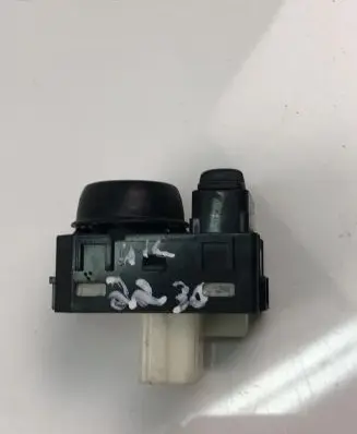 Renault Kadjar Wing mirror switch 255707377R