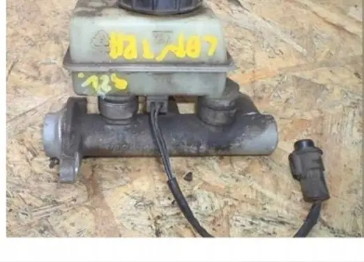 Hyundai Lantra I Master brake cylinder