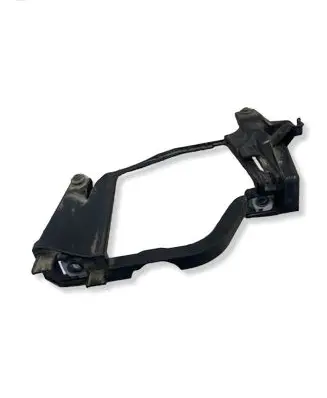 BMW 5 E60 E61 Headlight/headlamp mounting bracket 15873700