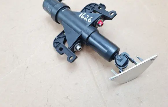 Headlight washer spray nozzle