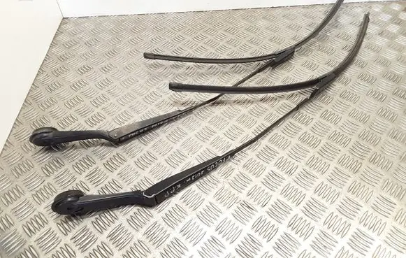 Ford Focus Headlight wiper blade set BM5117525AB BM5117526BB