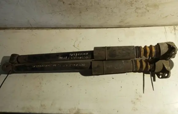 Skoda Octavia Mk1 (1U) Rear shock absorber/damper