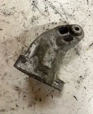 Mercedes-Benz ML W166 Engine mounting bracket A6422234304