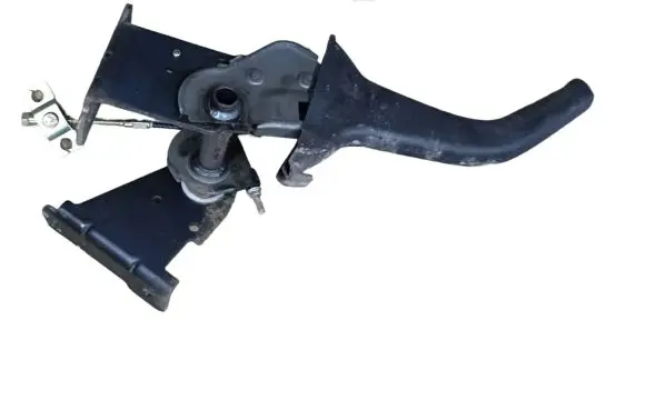 Hyundai Santa Fe Handbrake/parking brake lever assembly 59710 597102B000