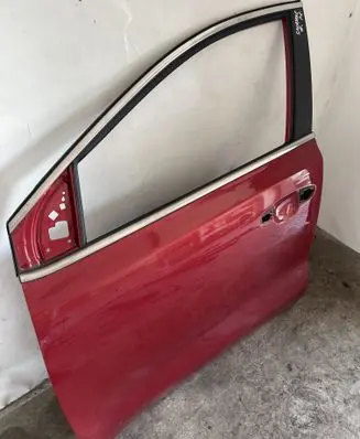 KIA Sportage Front door