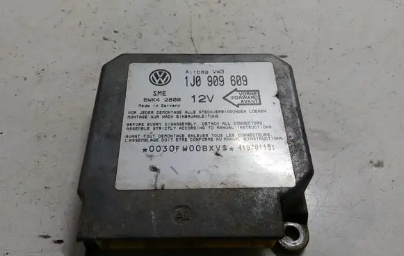 Volkswagen Golf IV Airbag control unit/module 1J0909609