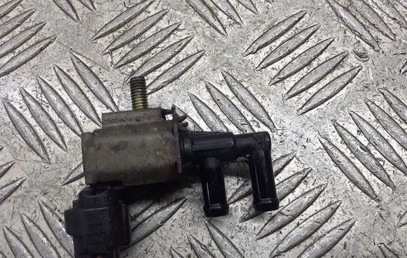 Mitsubishi Colt CZ3 Valve vacuum MR507781